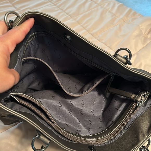 Simplvera Vera Wang purse - Picture 3 of 4